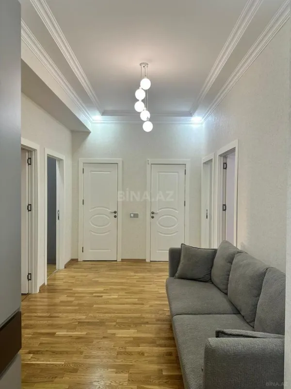 Kirayə verilir 3 otaqlı mənzil 115 m²