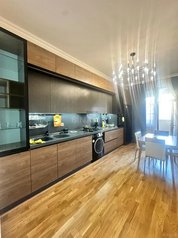 Kirayə verilir 3 otaqlı mənzil 115 m²