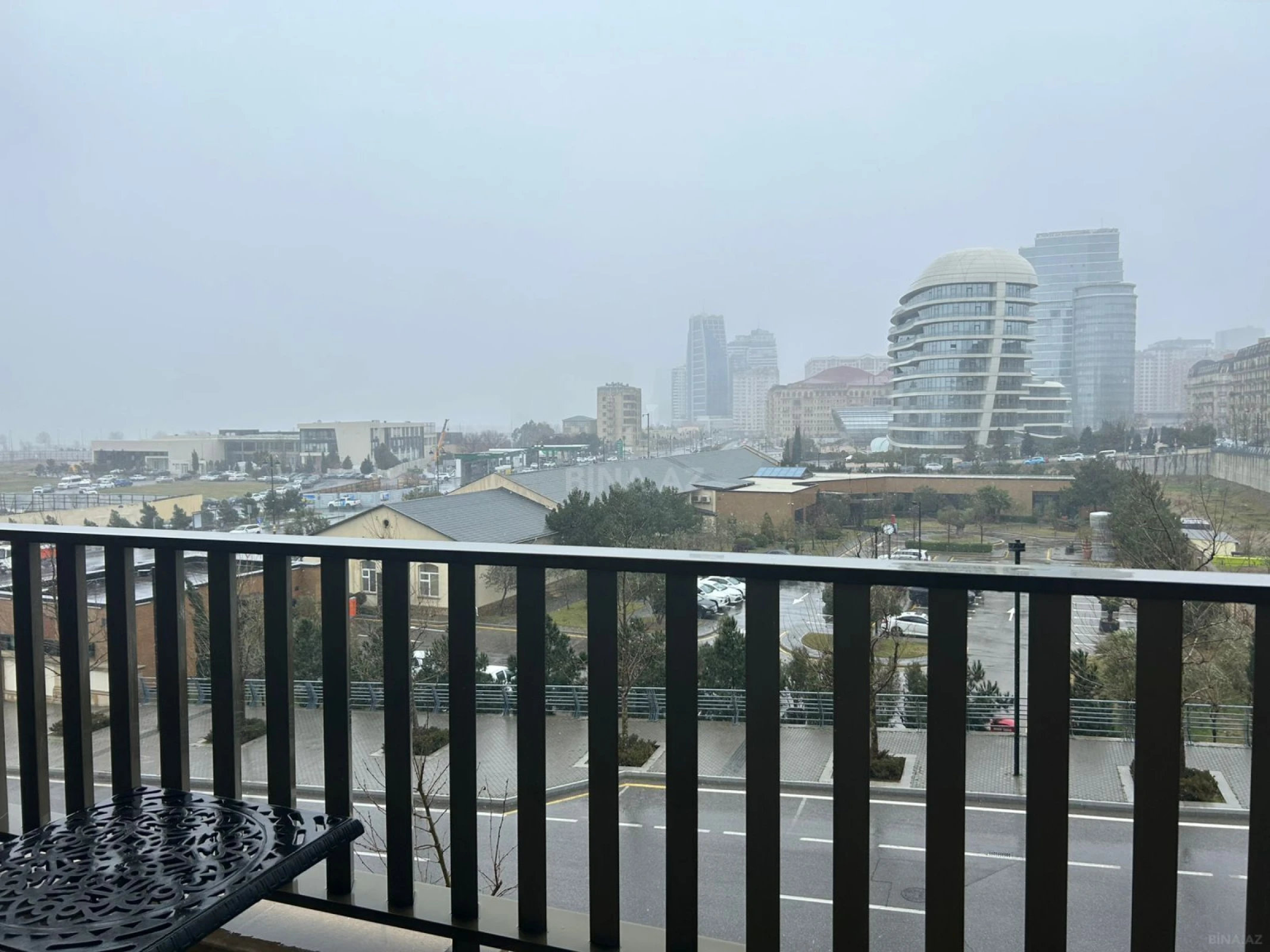 Satılır 2 otaqlı mənzil 74.4 m²