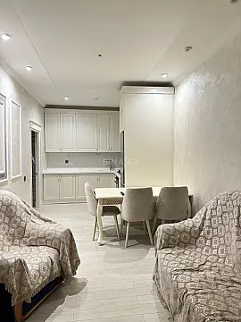 Kirayə verilir 3 otaqlı mənzil 99 m² — Bakı, Həzi Aslanov qəs. 3 otaq 99.00 m²