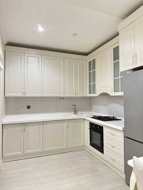 Kirayə verilir 3 otaqlı mənzil 99 m²