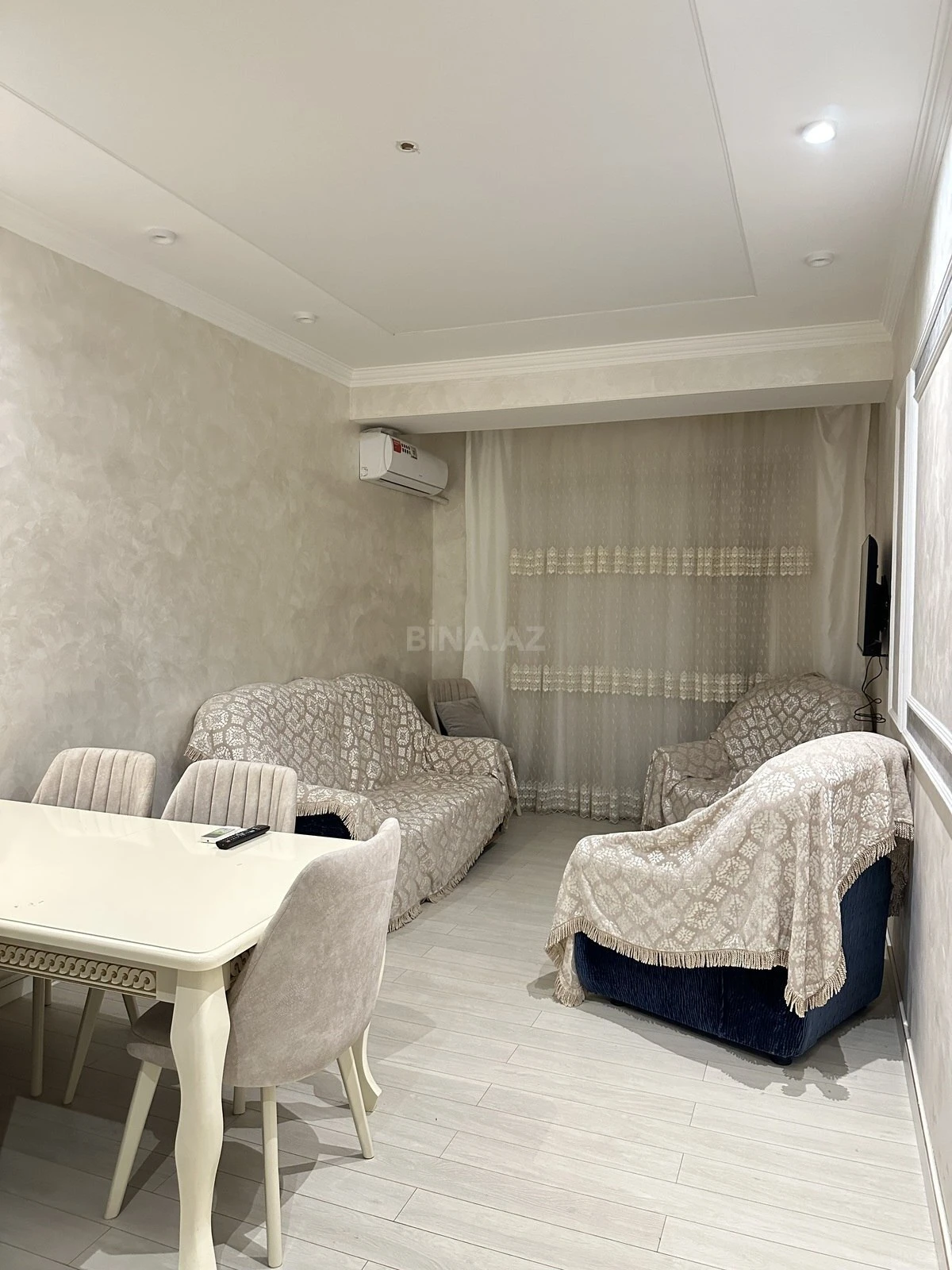 Kirayə verilir 3 otaqlı mənzil 99 m²