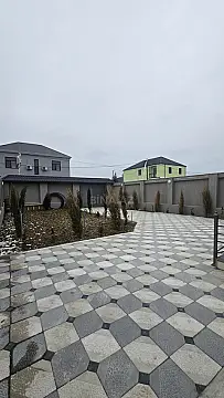 Satılır 4 otaqlı həyət evi 125 m²