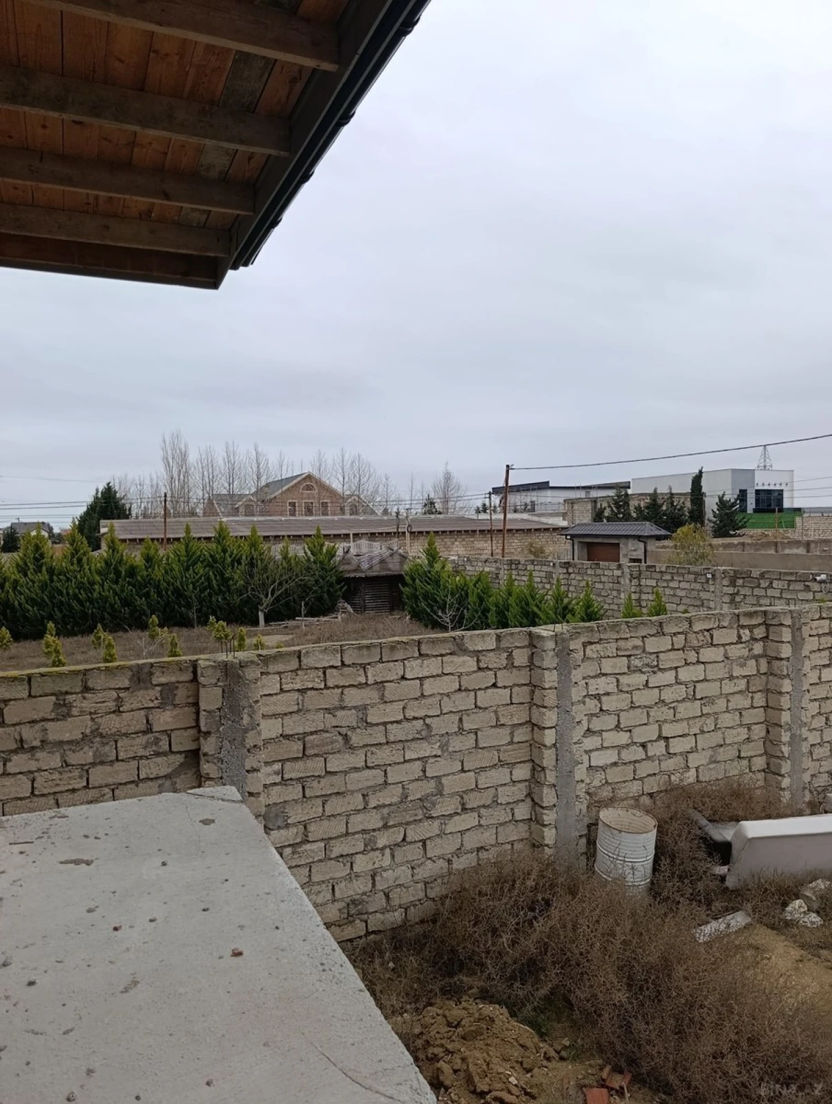 Satılır 7 otaqlı həyət evi 280 m²
