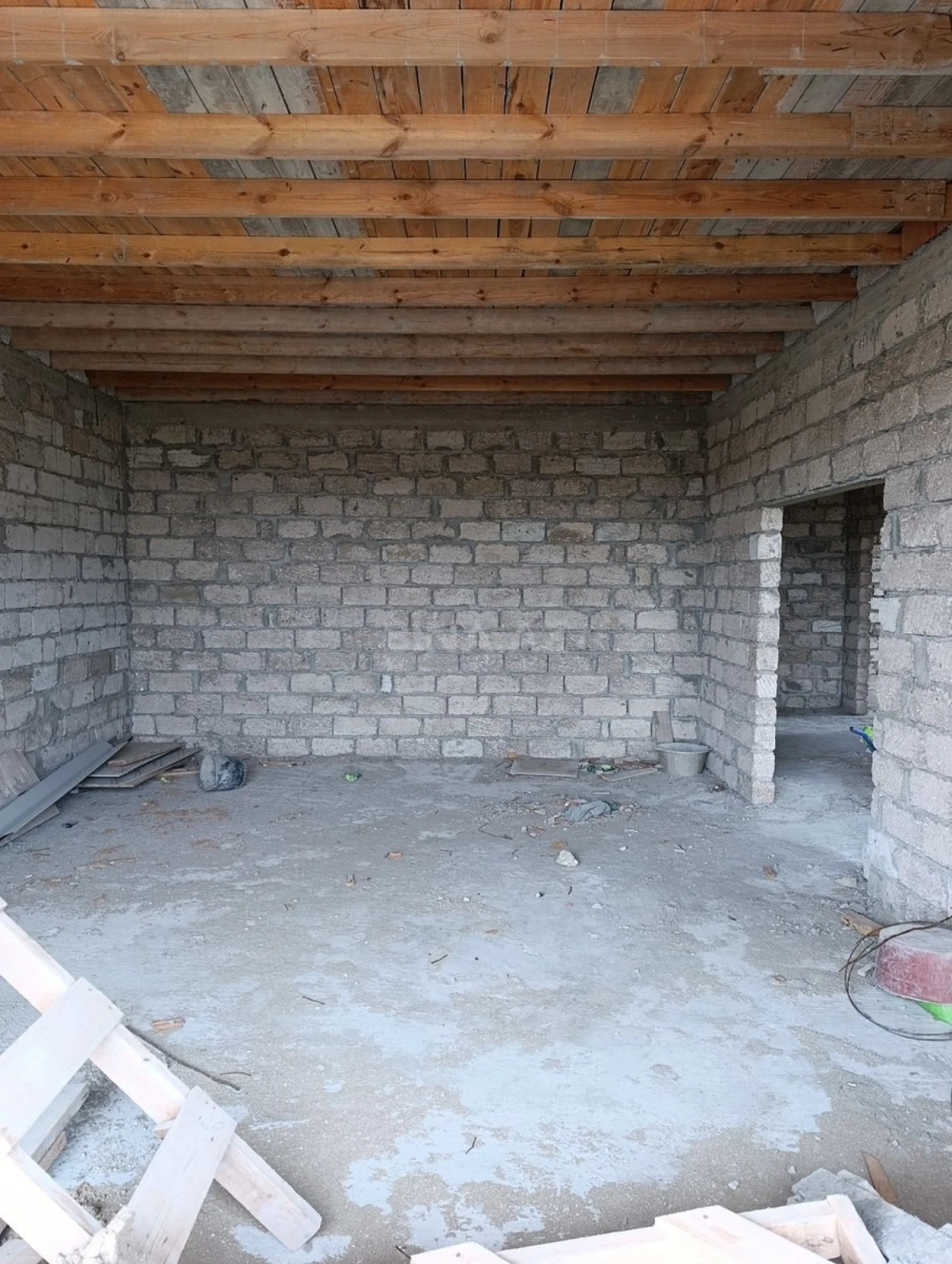 Satılır 7 otaqlı həyət evi 280 m²