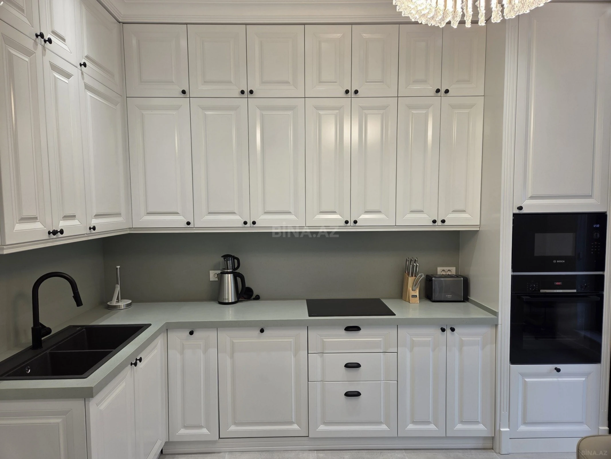 Kirayə verilir 2 otaqlı mənzil 120 m²