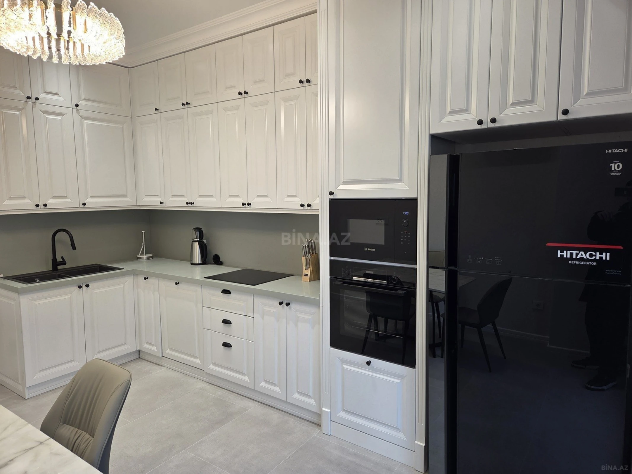 Kirayə verilir 2 otaqlı mənzil 120 m²