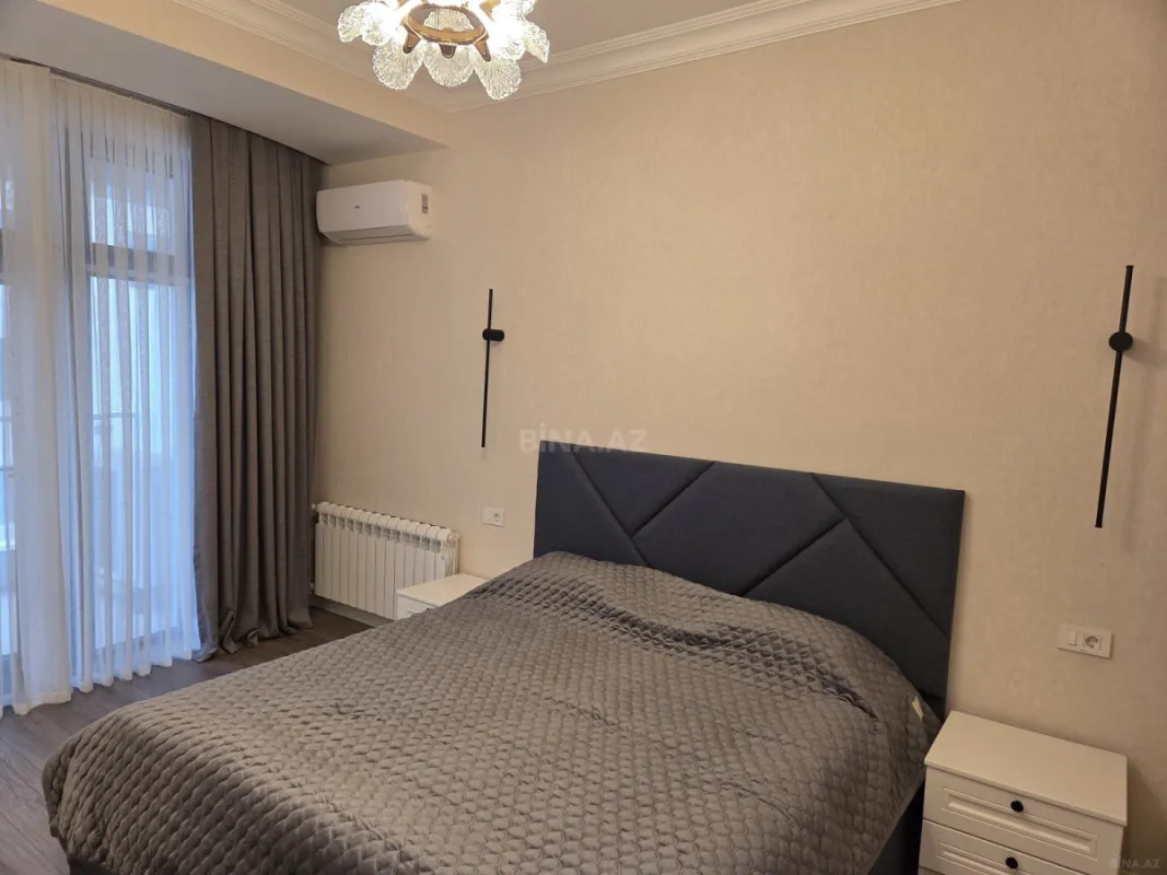 Kirayə verilir 2 otaqlı mənzil 120 m²