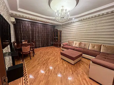 Satılır 3 otaqlı mənzil 90 m² — Bakı 3 otaq 90.00 m²