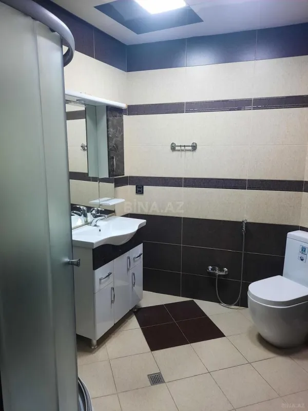 Kirayə verilir 3 otaqlı mənzil 138 m²