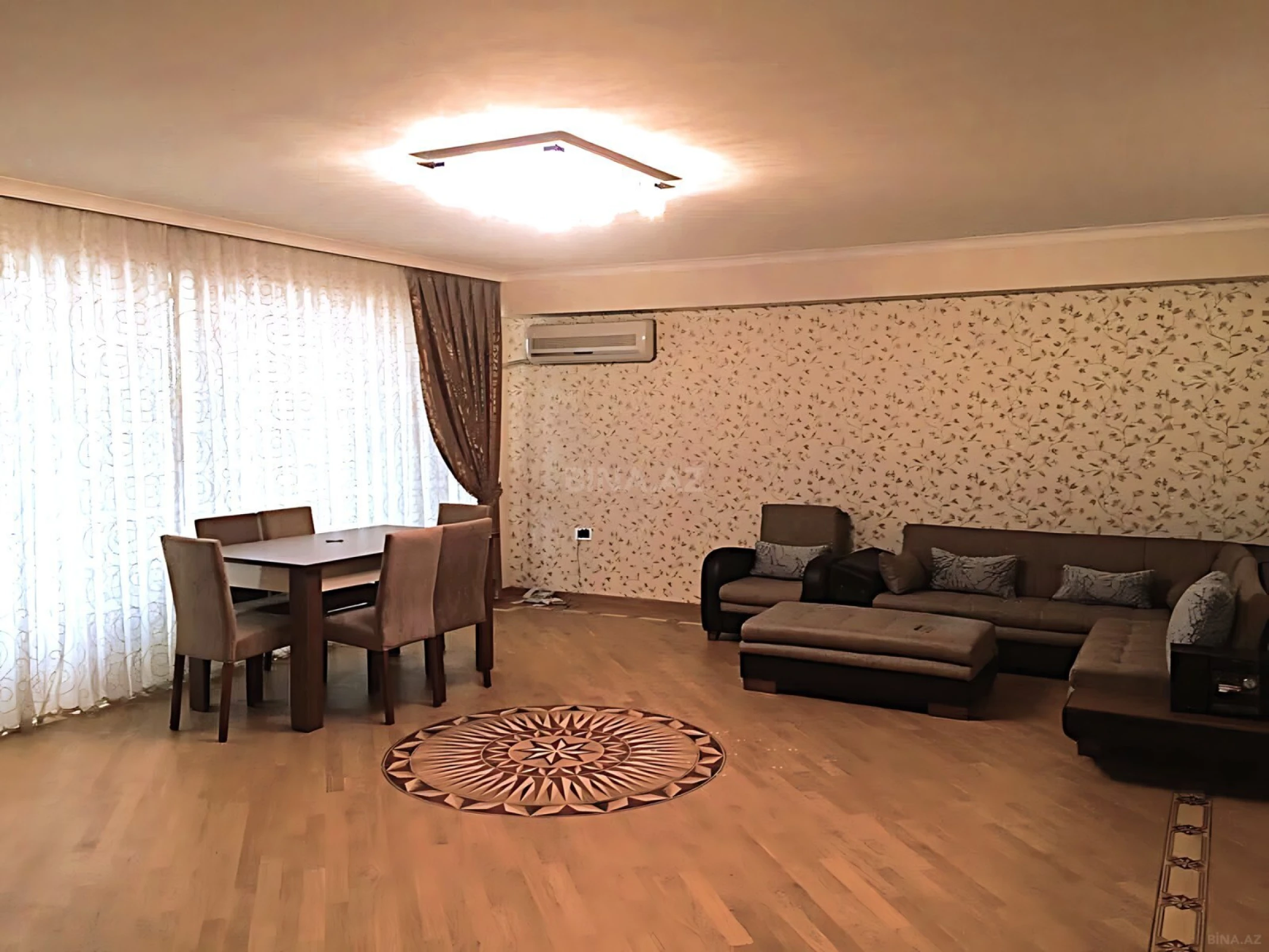 Kirayə verilir 3 otaqlı mənzil 100 m²