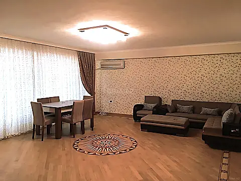 Kirayə verilir 3 otaqlı mənzil 100 m²