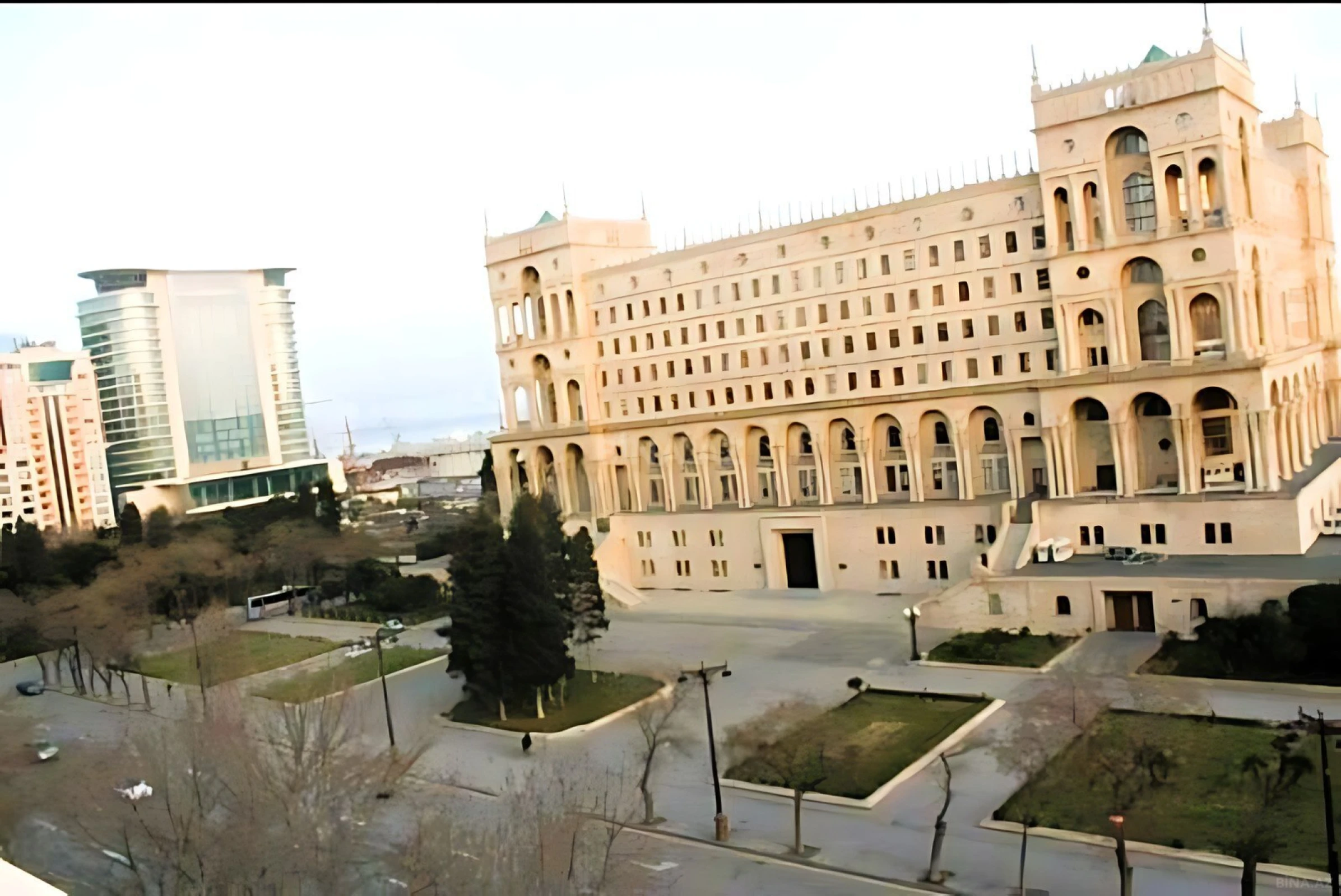 Kirayə verilir 3 otaqlı mənzil 100 m²