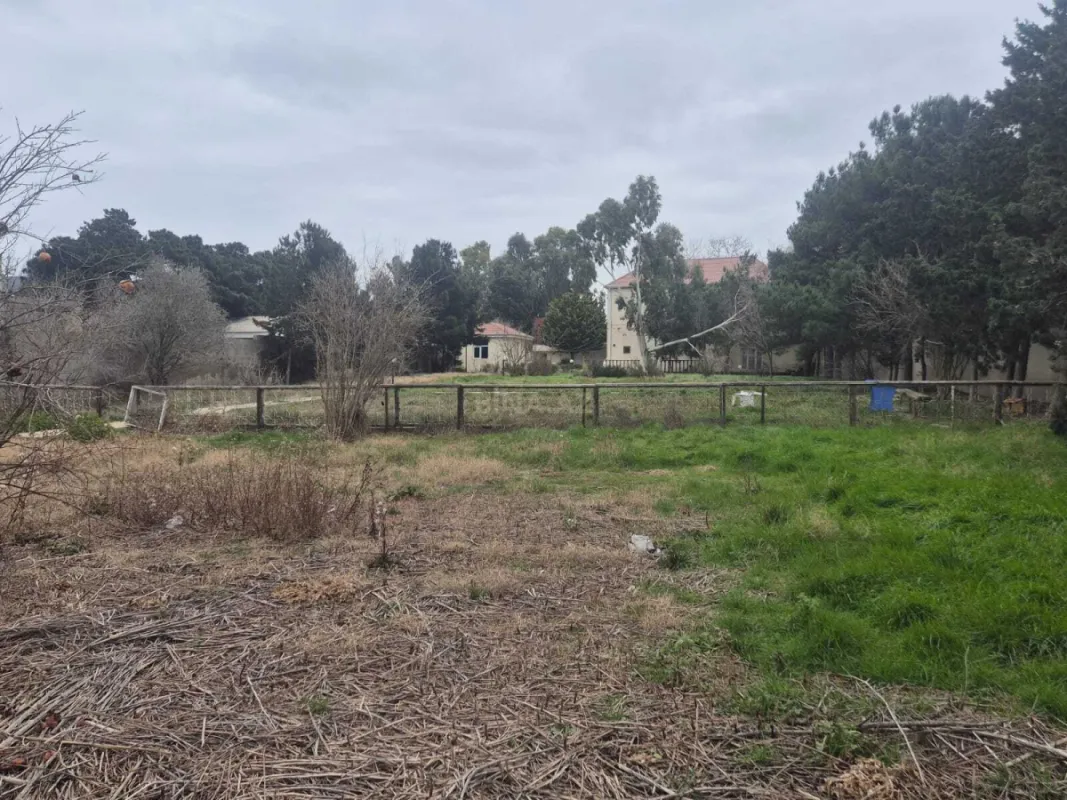 Satılır 7 otaqlı həyət evi 450 m²