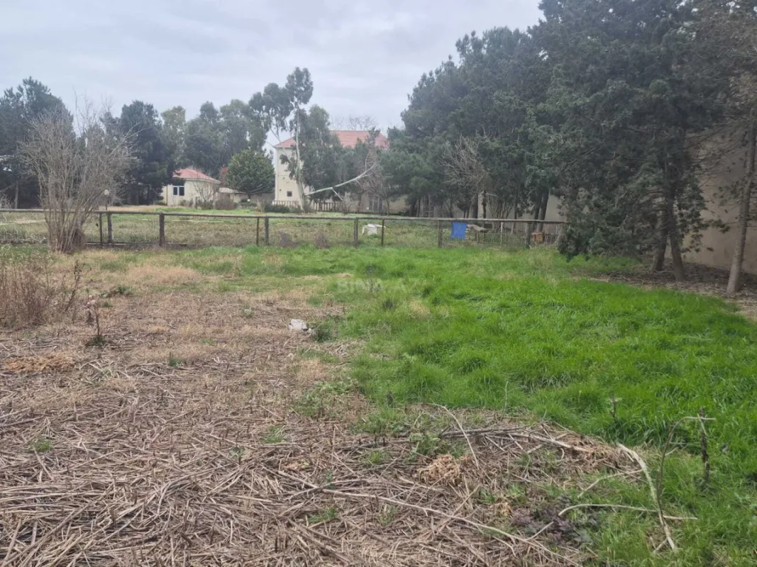 Satılır 7 otaqlı həyət evi 450 m²