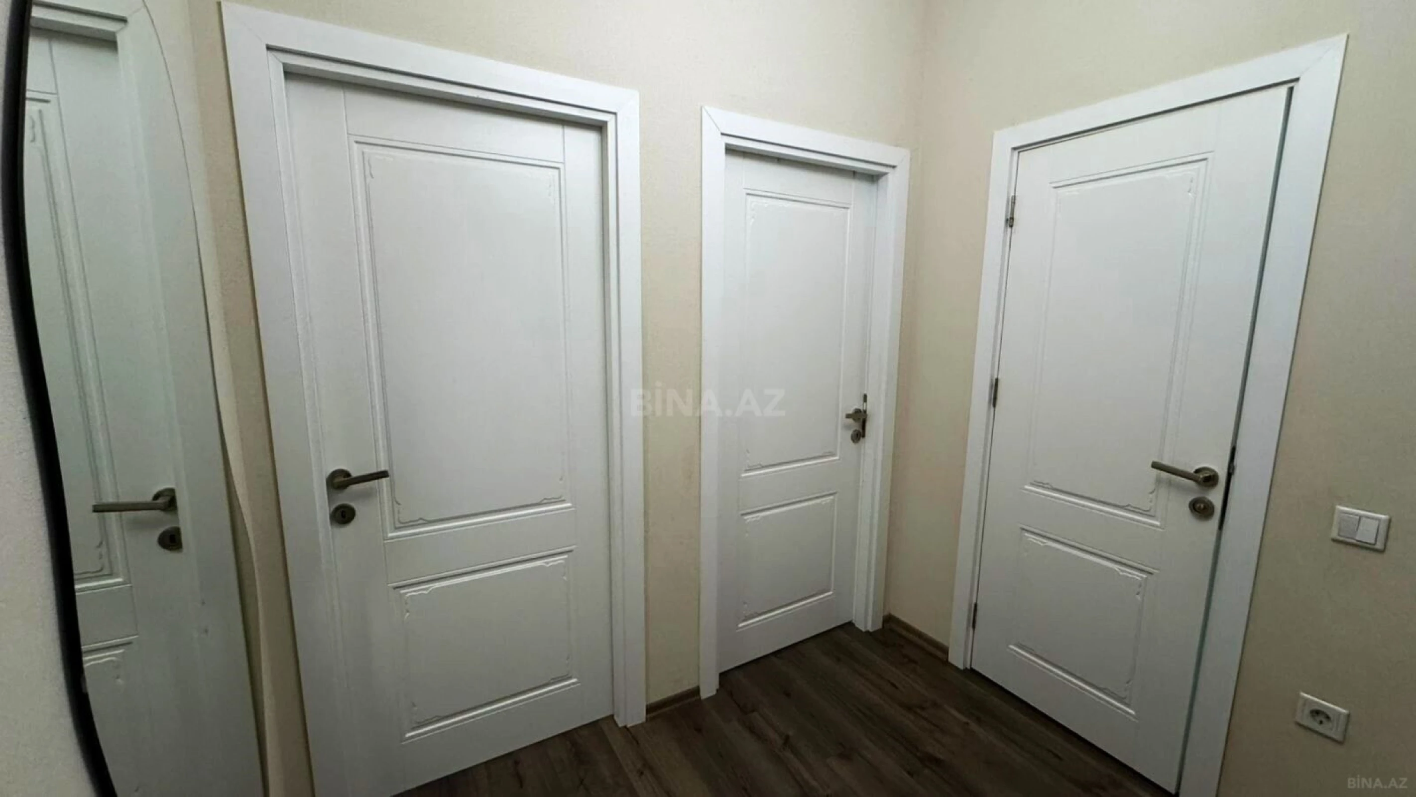 Satılır 2 otaqlı mənzil 55 m²