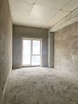 Satılır 3 otaqlı mənzil 130 m²