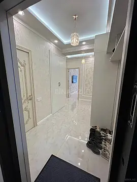 Satılır 4 otaqlı mənzil 100 m²