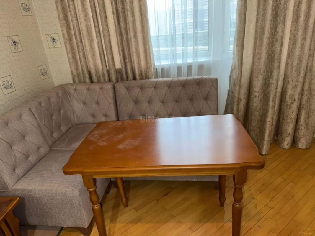 Kirayə verilir 3 otaqlı mənzil 73 m²