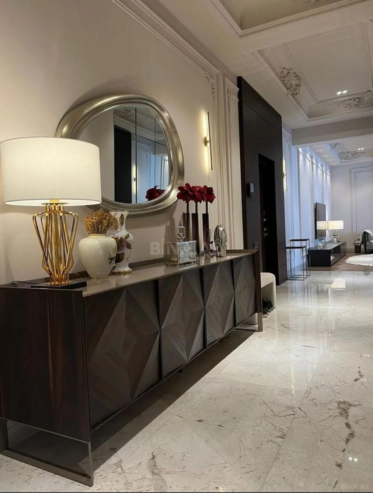 Kirayə verilir 3 otaqlı mənzil 145 m²