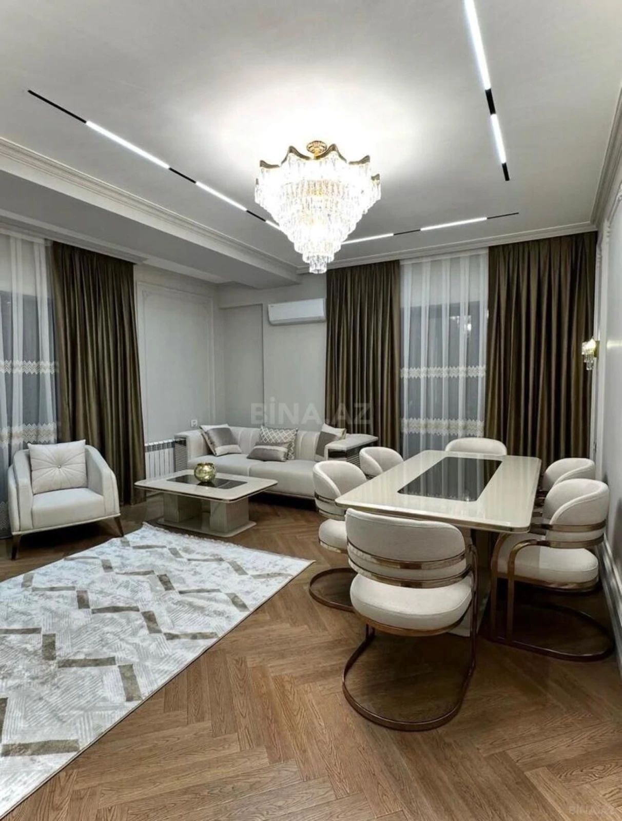 Kirayə verilir 3 otaqlı mənzil 145 m²
