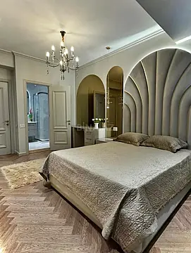 Kirayə verilir 3 otaqlı mənzil 145 m²