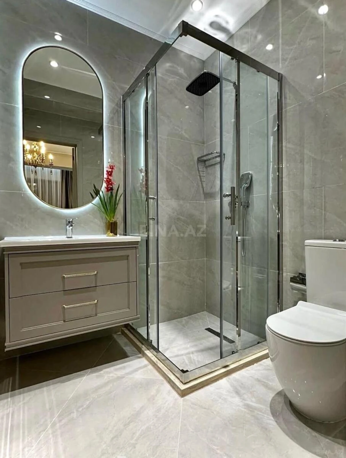 Kirayə verilir 3 otaqlı mənzil 145 m²