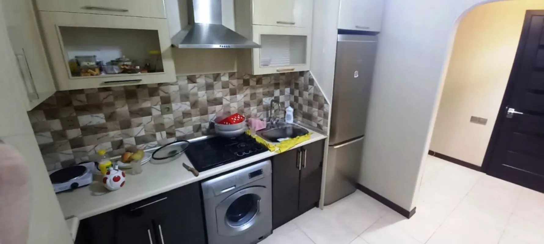 Satılır 2 otaqlı mənzil 61 m²