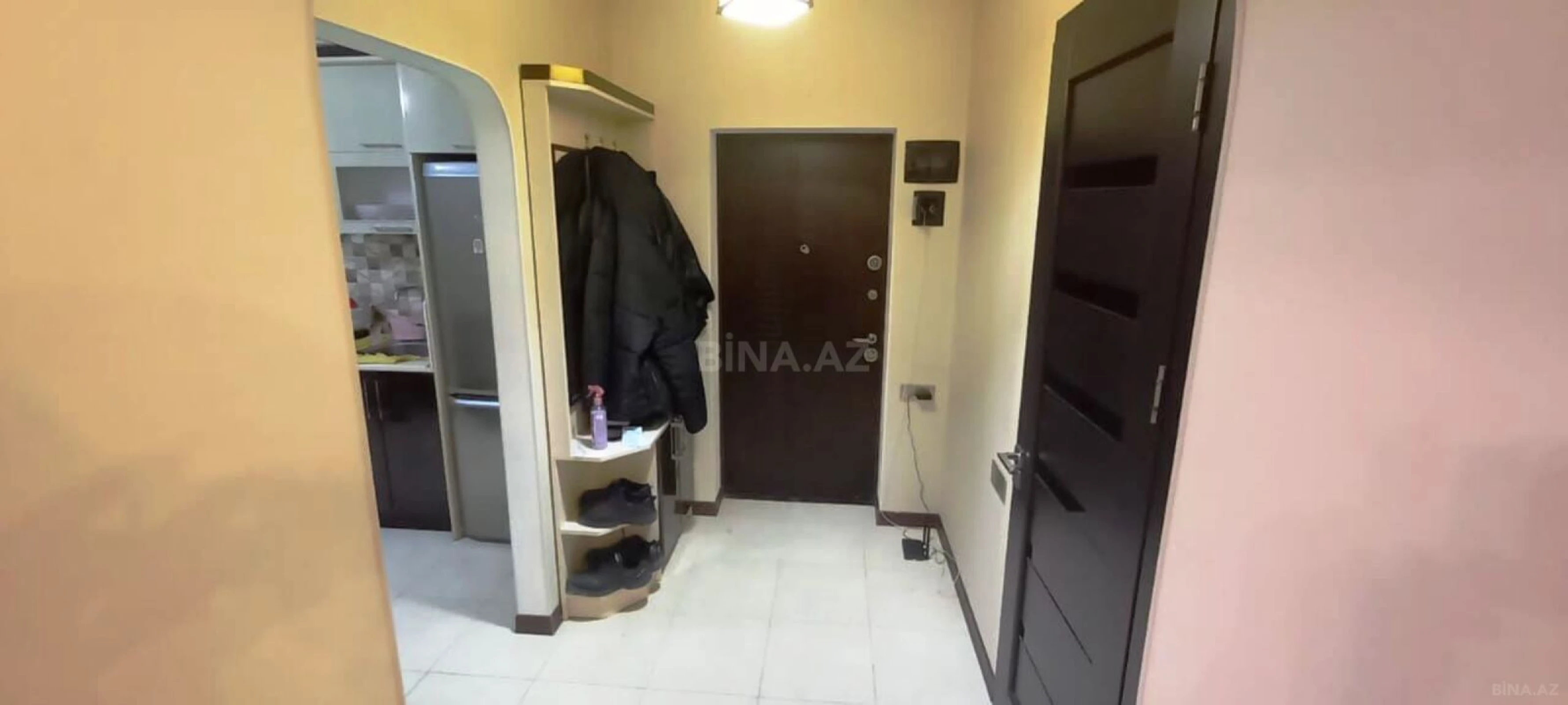 Satılır 2 otaqlı mənzil 61 m²