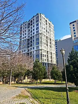 Satılır 3 otaqlı mənzil 135 m²