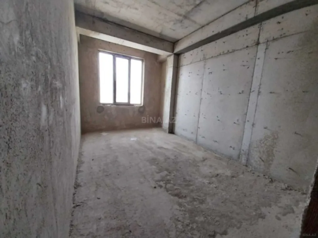 Satılır 3 otaqlı mənzil 135 m²