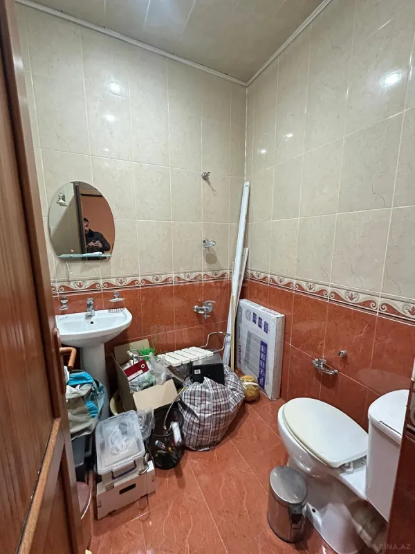 Satılır 5 otaqlı həyət evi 200 m²