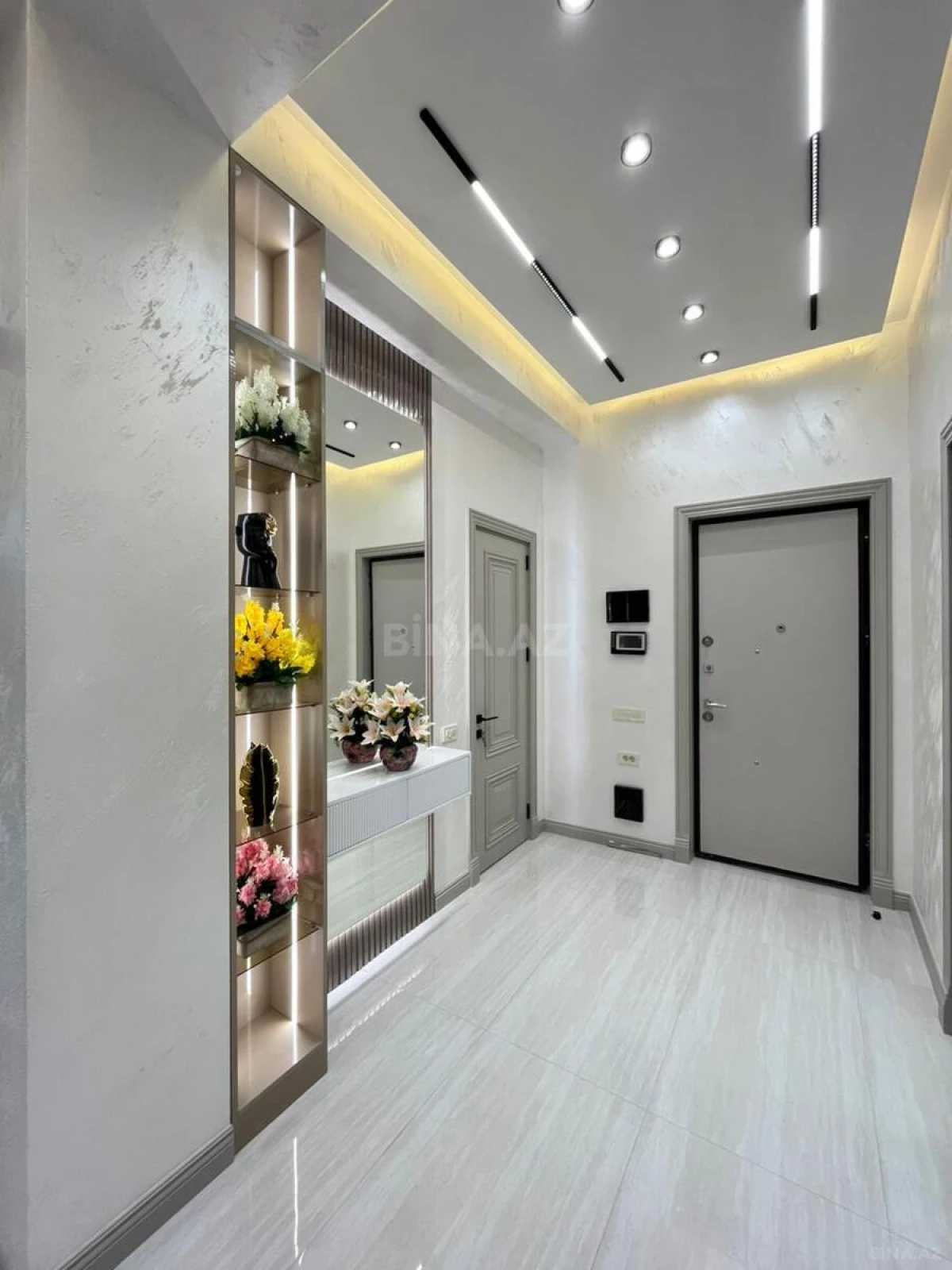Satılır 2 otaqlı mənzil 90 m²