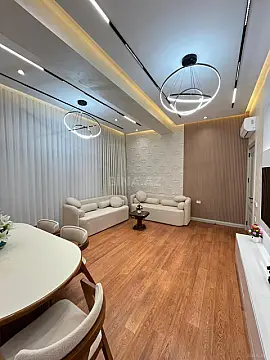 Satılır 2 otaqlı mənzil 90 m²