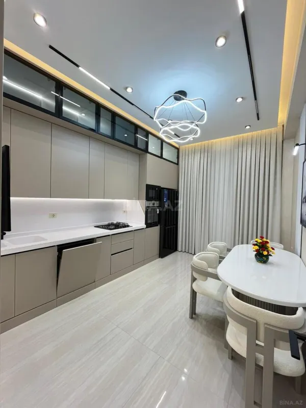 Satılır 2 otaqlı mənzil 90 m²