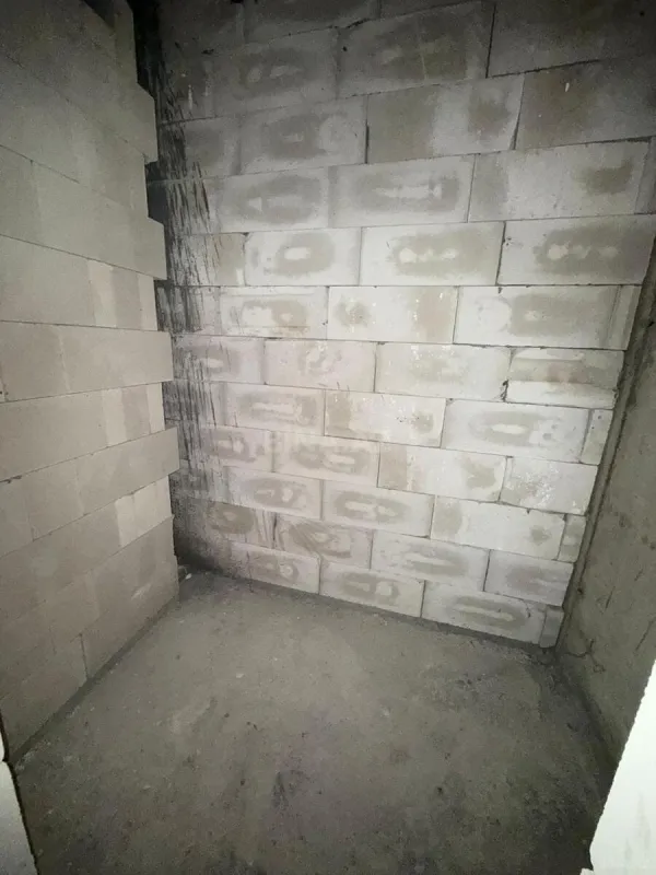 Satılır 2 otaqlı mənzil 106 m²