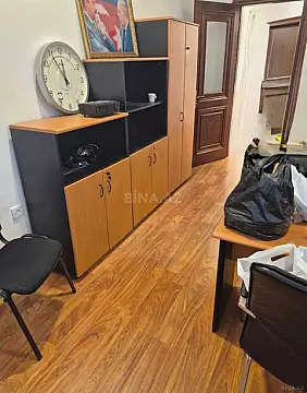 Kirayə verilir 6 otaqlı ofis 200 m²