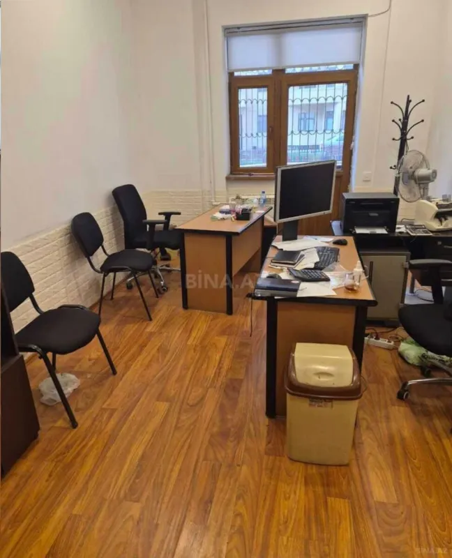 Kirayə verilir 6 otaqlı ofis 200 m²