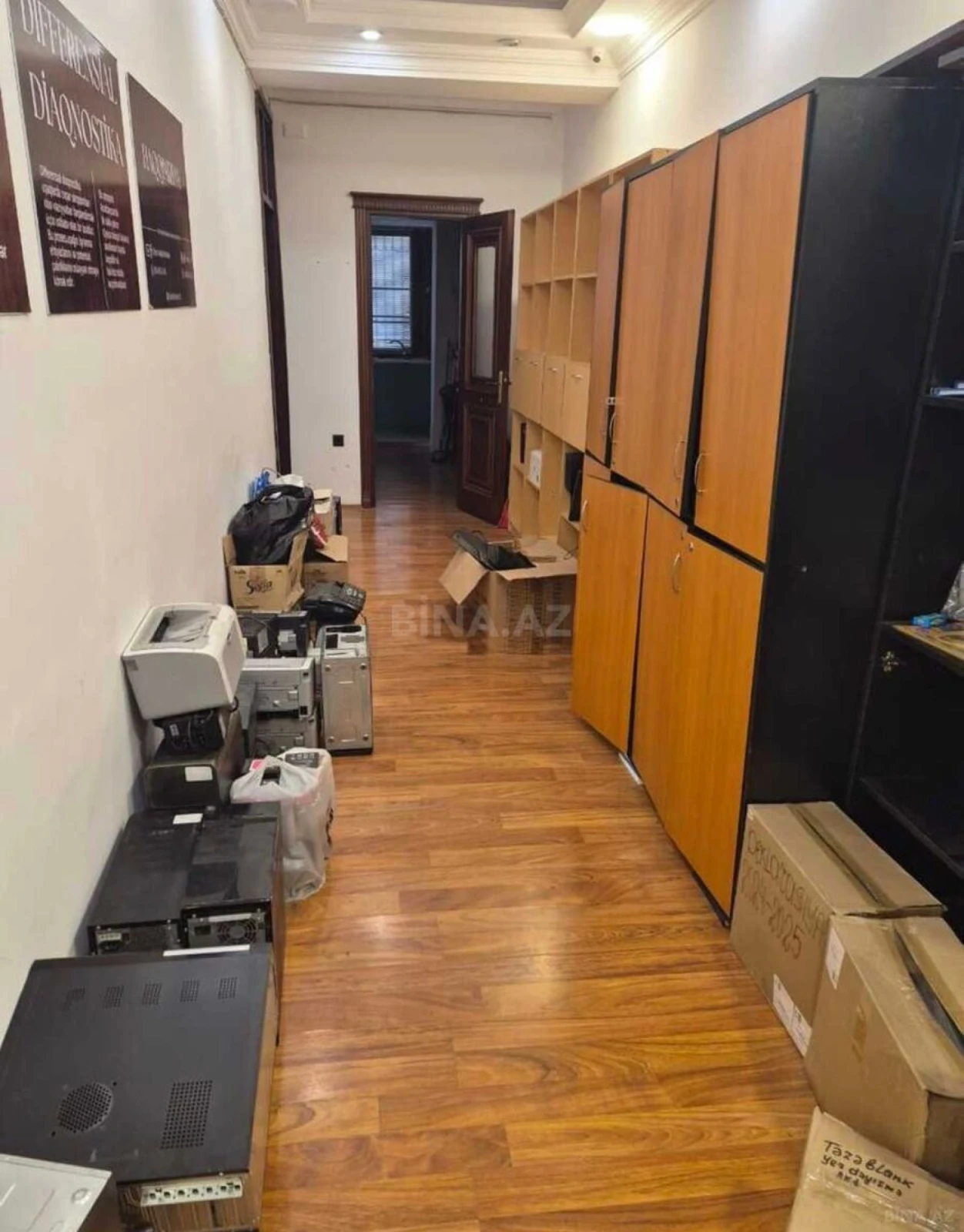Kirayə verilir 6 otaqlı ofis 200 m²