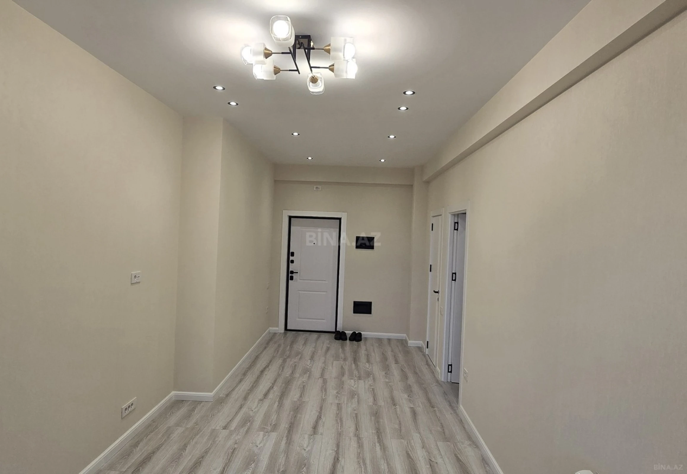 Satılır 2 otaqlı mənzil 54 m²