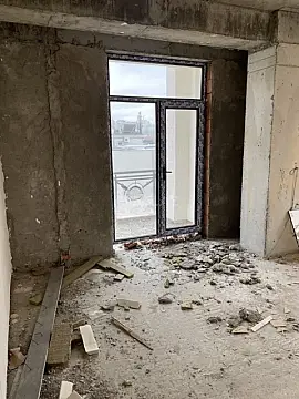 Satılır 3 otaqlı mənzil 137 m²