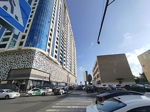 Kirayə verilir 4 otaqlı mənzil 205 m² — Bakı, Xətai 4 otaq 205.00 m²