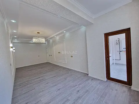 Satılır 2 otaqlı mənzil 83 m²