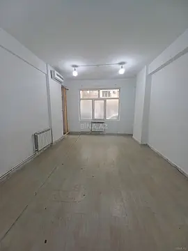 Kirayə verilir 6 otaqlı ofis 250 m²