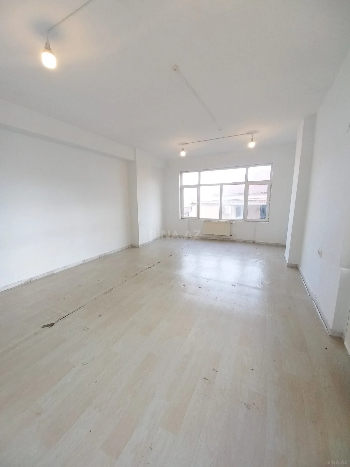 Kirayə verilir 6 otaqlı ofis 250 m²