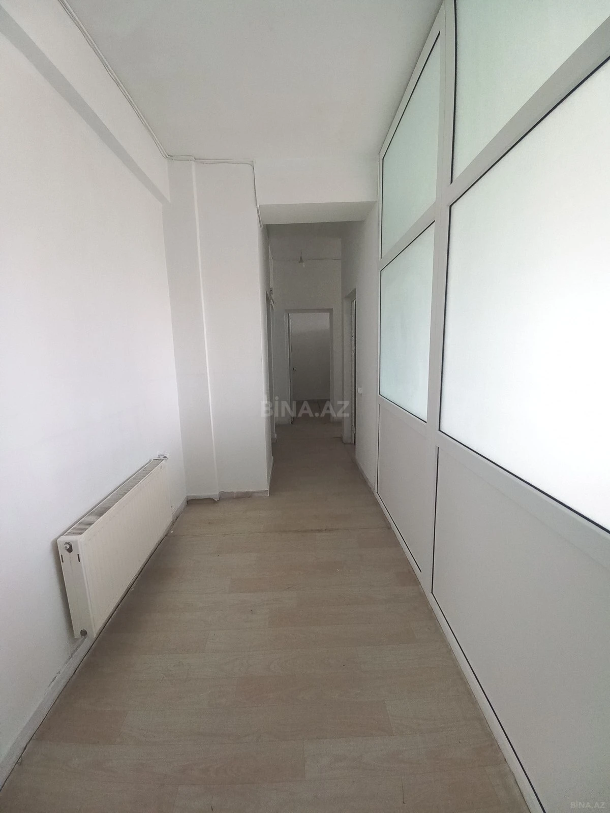 Kirayə verilir 6 otaqlı ofis 250 m²