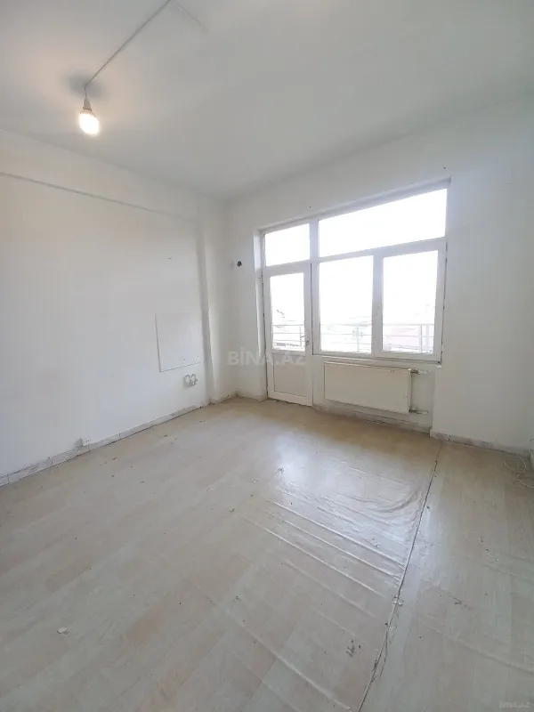 Kirayə verilir 6 otaqlı ofis 250 m²