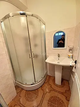 Kirayə verilir 6 otaqlı ofis 250 m²