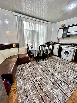 Satılır 2 otaqlı ofis 60 m²