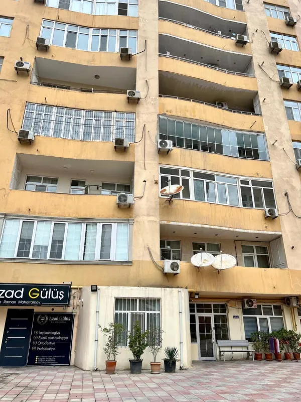 Satılır 2 otaqlı ofis 60 m²